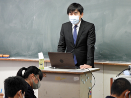 1学年OB講話02