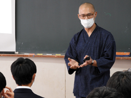 1学年OB講話09