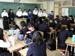 1�N�������w��(11�12���̐V�����̗l�q)06